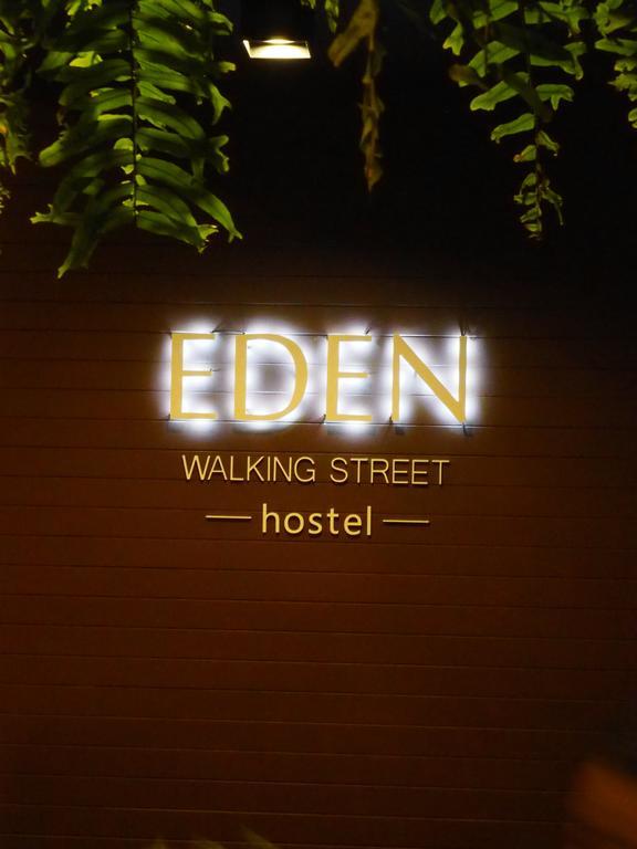 Eden Walking Street Hostel Chiang Mai Zewnętrze zdjęcie