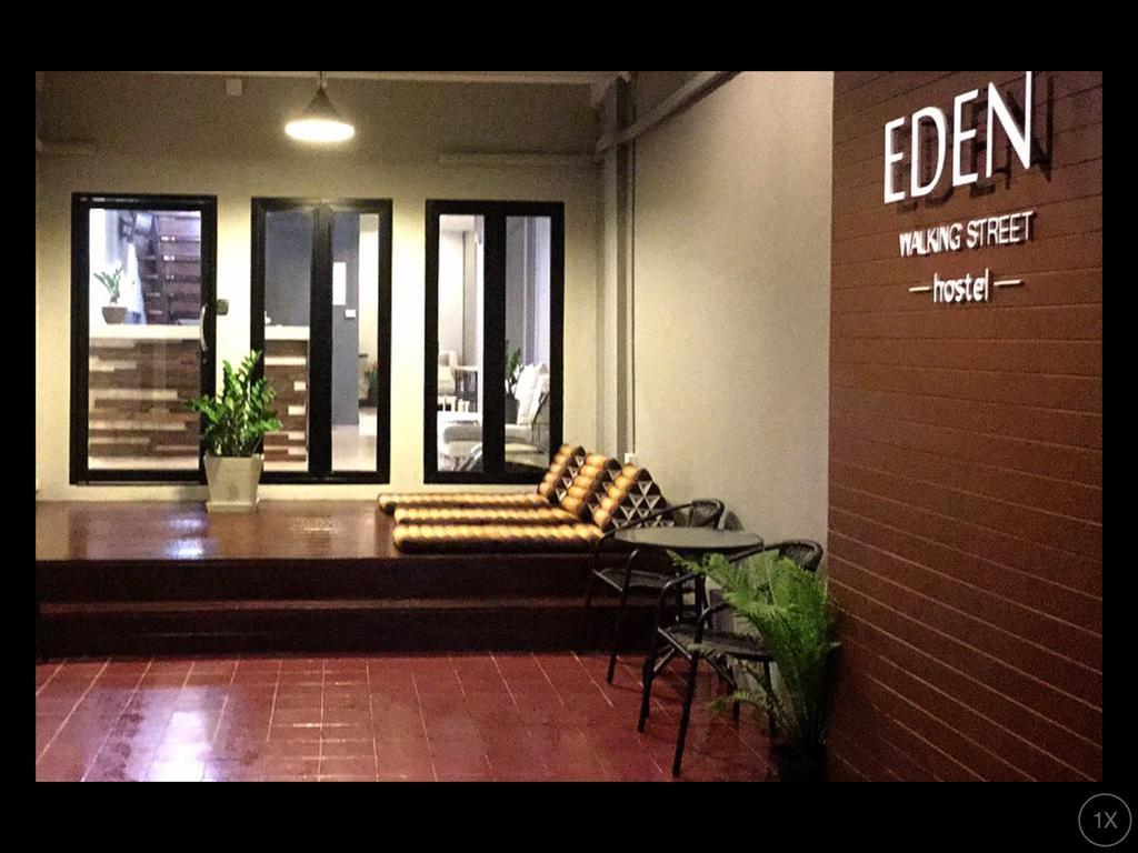 Eden Walking Street Hostel Chiang Mai Zewnętrze zdjęcie