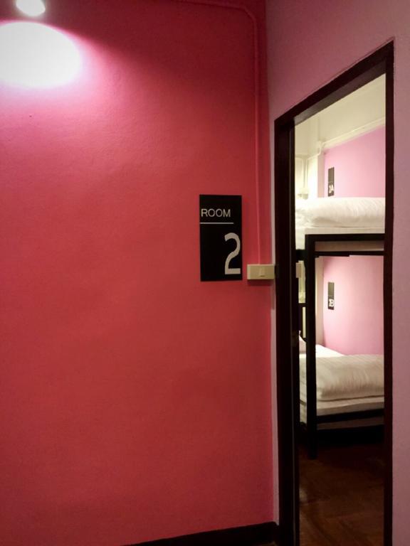 Eden Walking Street Hostel Chiang Mai Pokój zdjęcie