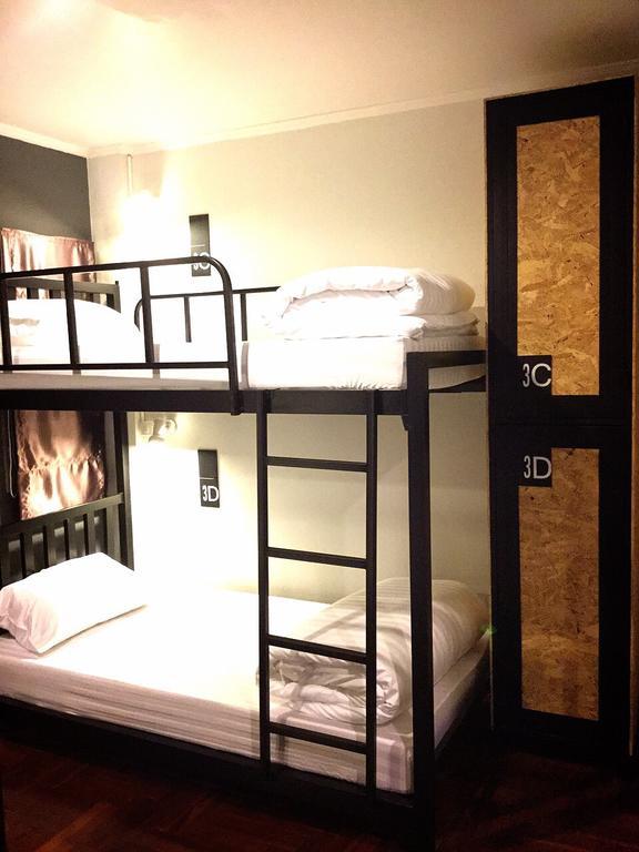 Eden Walking Street Hostel Chiang Mai Pokój zdjęcie