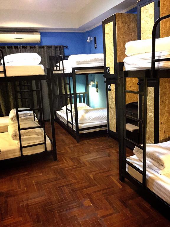Eden Walking Street Hostel Chiang Mai Pokój zdjęcie