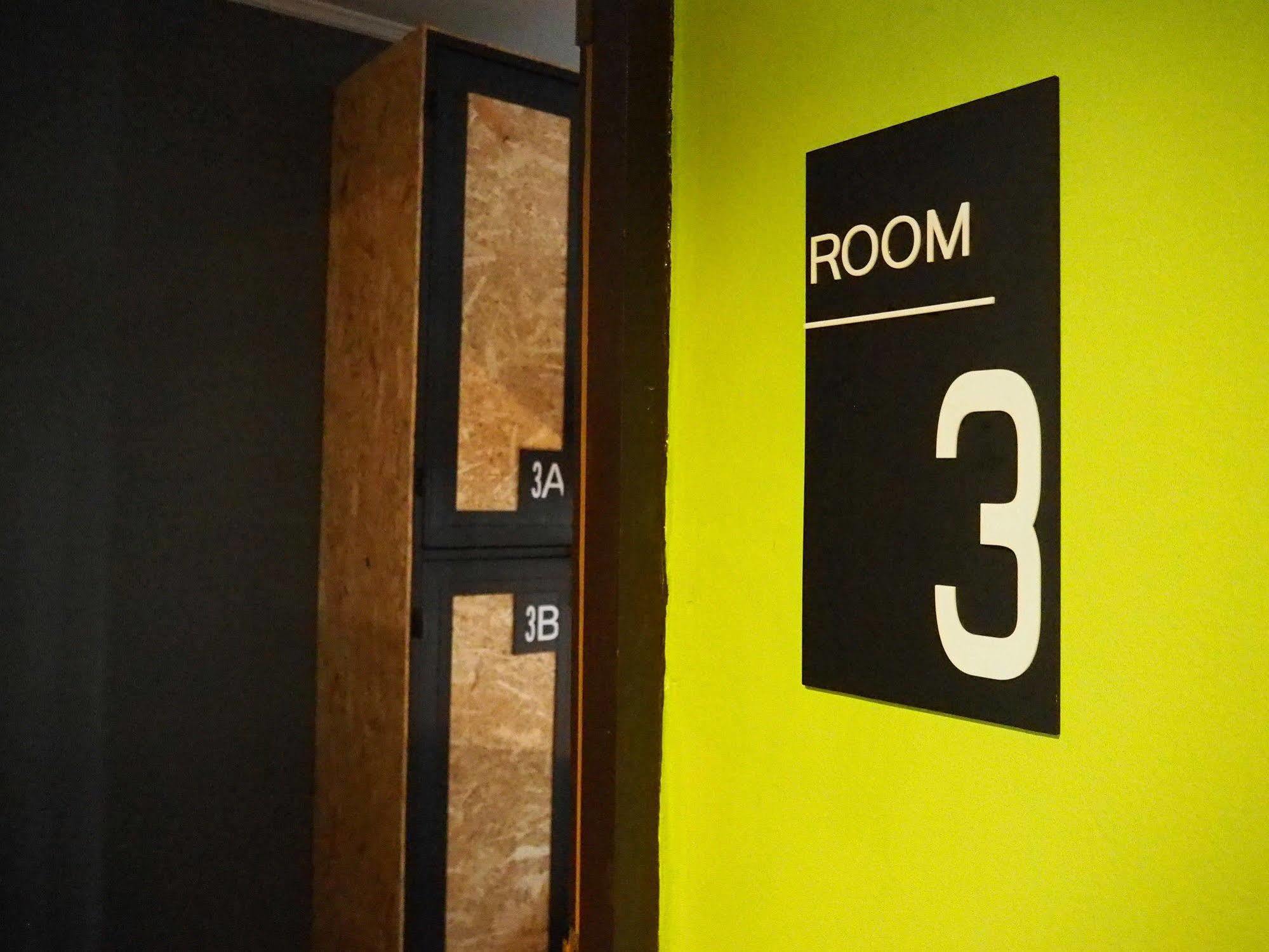 Eden Walking Street Hostel Chiang Mai Zewnętrze zdjęcie